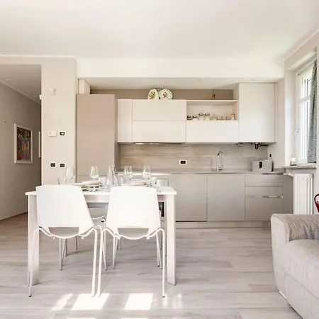 Apartment Comfortable In Front Of The *